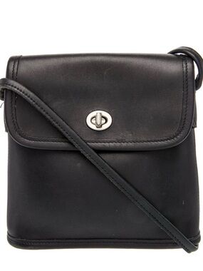 COACH Vintage Black Leather Turn-lock  Crossbody; Excellent Vintage Condition